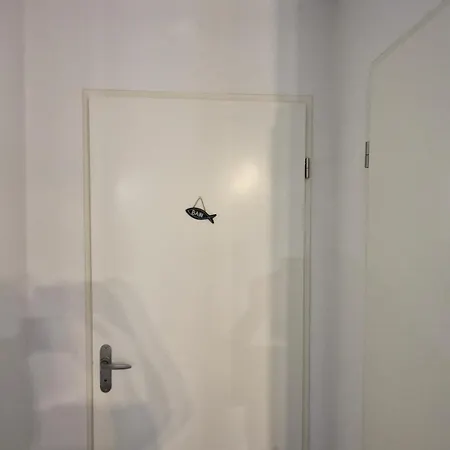 Apartment - En Rez-de-chaussee Amenage Avec Elegance - Jardin Privatif *